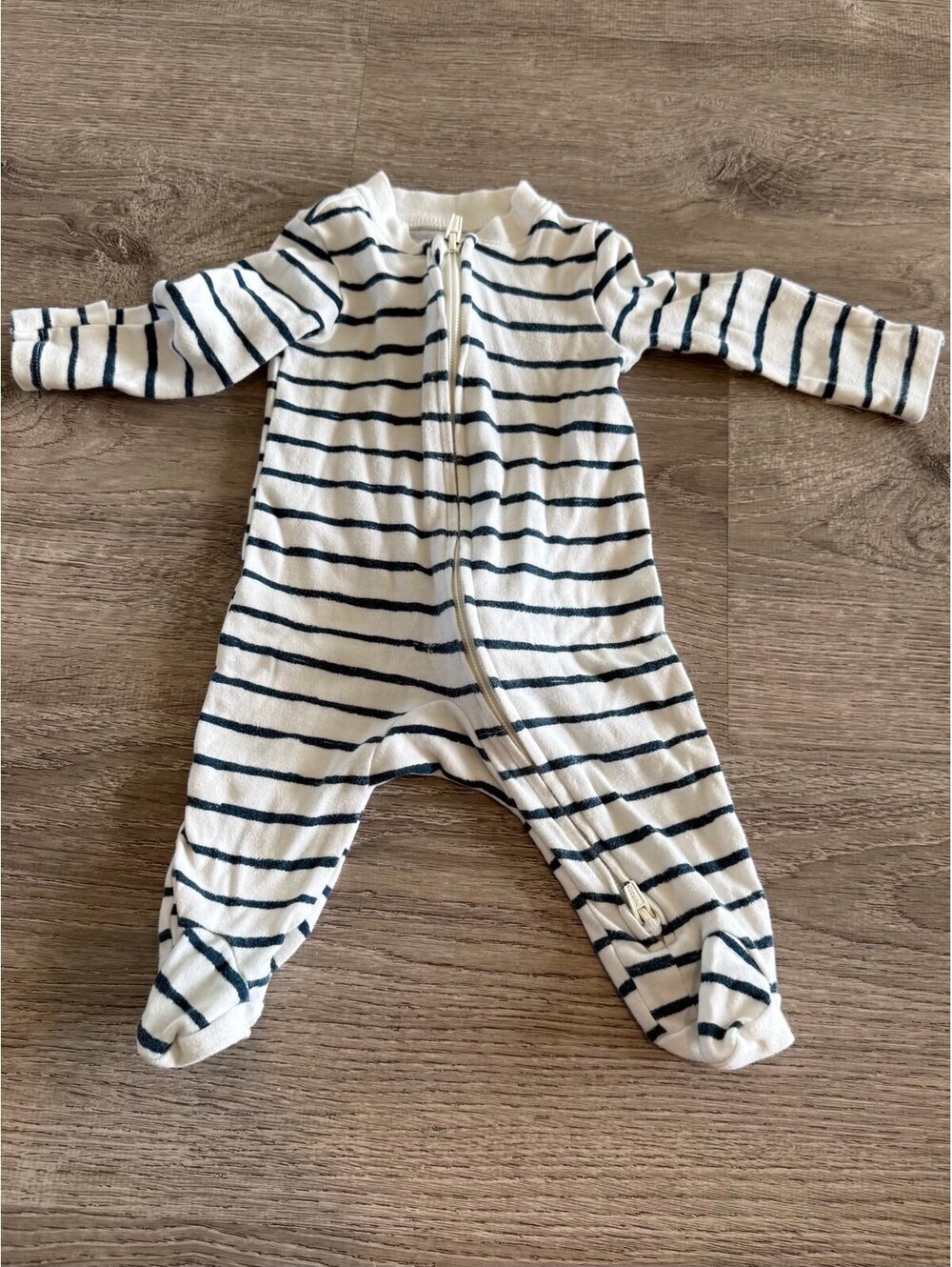 Huggies, 3 month, cream & navy blue stripe, baby zippy sleeper